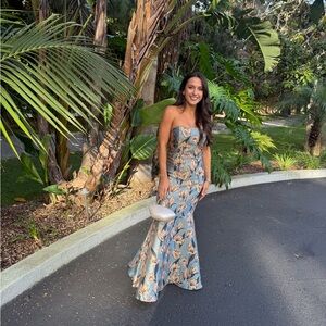 Lulu's Strapless Blue Floral Dress